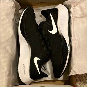 Nike Air Zoom Pegasus 37